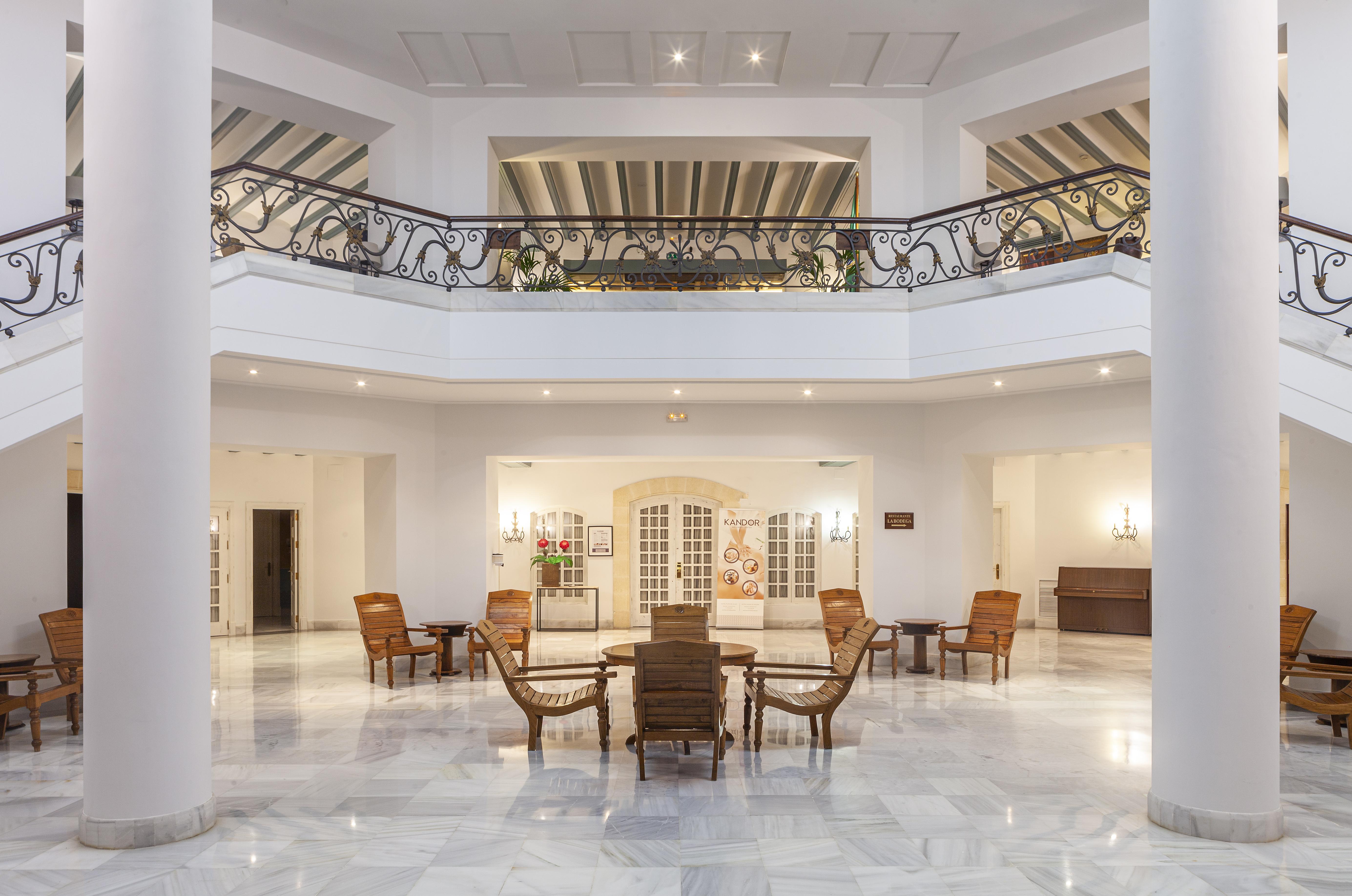 Hotel Duque De Najera روتا المظهر الخارجي الصورة