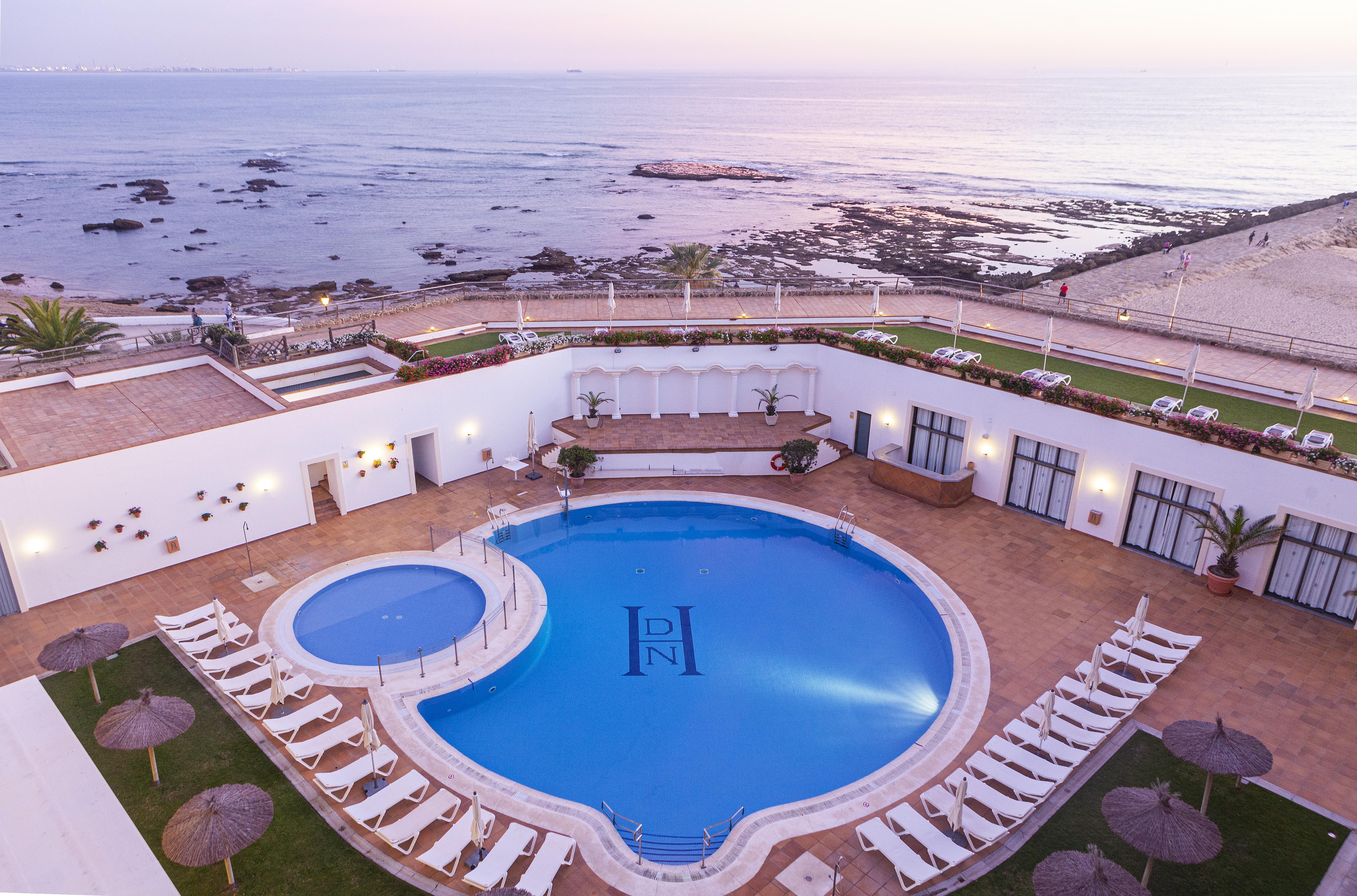 Hotel Duque De Najera روتا المظهر الخارجي الصورة